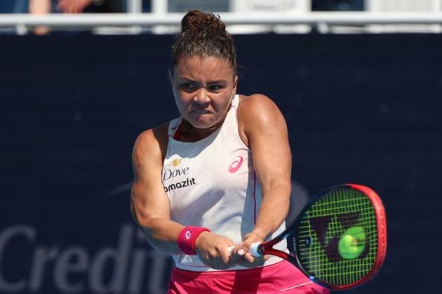 August 10, 2025, Mason, Ohio, United States: JASMINE PAOLINI of Italy during the match against M. Sakkari of Greece in the second round of the Cincinnati Open at the Lindner Family Tennis Center. Mason, Ohio. Mason United States - ZUMAc278 20250810_zsp_c278_014 Copyright: xMarcinxCholewinskix