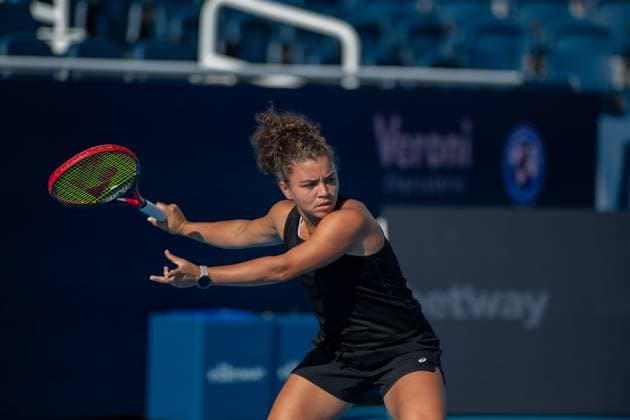 Cincinnati Open: Morning Sessions On Practice Courts Jasmine Paolini practices on Center Court prior to her second-round match at the Cincinnati Open in Mason, Ohio, on August 10, 2025. Mason Ohio United States  Copyright: xJasonxWhitmanx originalFilename:whitman-cincinna250810_np6CF.jpg