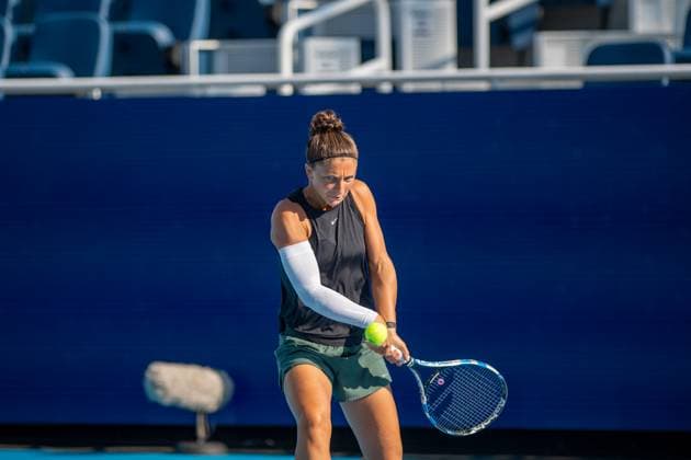 Cincinnati Open: Morning Sessions On Practice Courts Sara Errani practices on Center Court prior to her second-round match at the Cincinnati Open in Mason, Ohio, on August 10, 2025. Mason Ohio United States  Copyright: xJasonxWhitmanx originalFilename:whitman-cincinna250810_npFUy.jpg