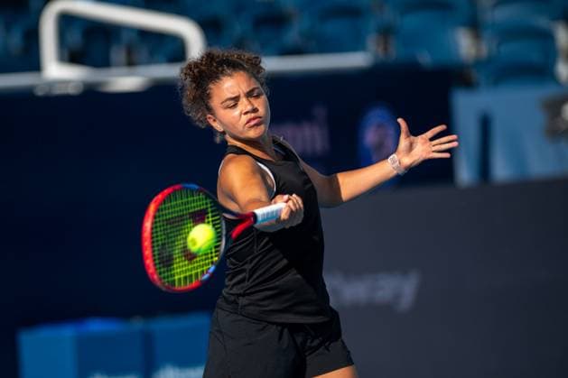 Cincinnati Open: Morning Sessions On Practice Courts Jasmine Paolini practices on Center Court prior to her second-round match at the Cincinnati Open in Mason, Ohio, on August 10, 2025. Mason Ohio United States  Copyright: xJasonxWhitmanx originalFilename:whitman-cincinna250810_npiP0.jpg