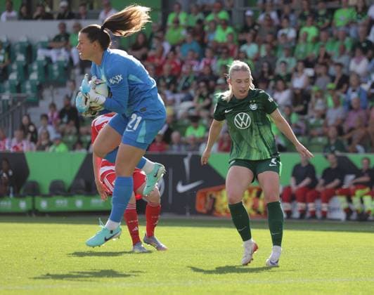 Martina Tufekovic VfL Wolfsburg Football, Women, Season 2025 2026, 1 Liga, Google Pixel Women Bundesliga, VfL Wolfsburg vs Union Berlin, Season preparation, Test match, 0 2, Fanfest DFL REGULATIONS PROHIBIT ANY USE OF PHOTOGRAPHS AS IMAGE SEQUENCES AND OR QUASI VIDEO