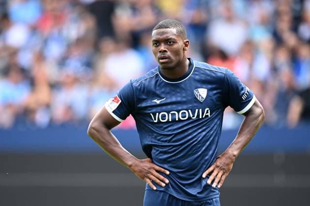 Mathis CLAIRICIA BO half figure, half figure, Soccer 2 Bundesliga, 2 Spieltag, matchday 2, VfL Bochum BO SV Elversberg 2 0 am 10 08 2025, Vonovia Ruhrstadion Bochum Germany DFL regulations prohibit any use of photographs as image sequences and or quasi video Â