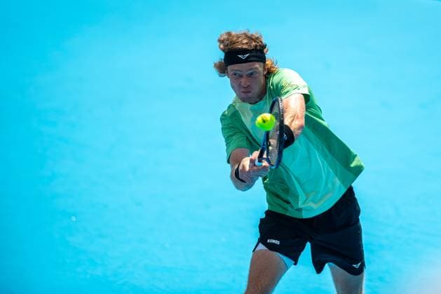 Cincinnati Open: Andrey Rublev V Learner Tien Andrey Rublev is seen during his second-round match at the Cincinnati Open in Mason, Ohio, on August 10, 2025. Mason Ohio United States  Copyright: xJasonxWhitmanx originalFilename:whitman-cincinna250810_npuQV.jpg