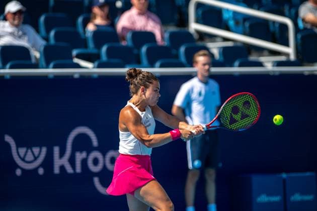 Cincinnati Open: Jasmine Paolini V Maria Sakkari Jasmine Paolini is seen during her second-round match at the Cincinnati Open in Mason, Ohio, on August 10, 2025. Mason Ohio United States  Copyright: xJasonxWhitmanx originalFilename:whitman-cincinna250810_npPpU.jpg