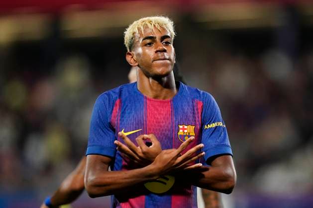 Sport Bilder des Tages ESP: FC Barcelona, Barca v Como 1907. Joan Gamper Trophy Lamine Yamal of FC Barcelona celebrates the 5-0 during the Joian Gaper Trophy match between FC Barcelona and Como 1907 played at Johan Cruyff Stadium on August 10, 2025 in Barcelona, Spain. kpng Copyright: xSergioxRuizx xImagox PS_250810_BAR_COM_2526_052