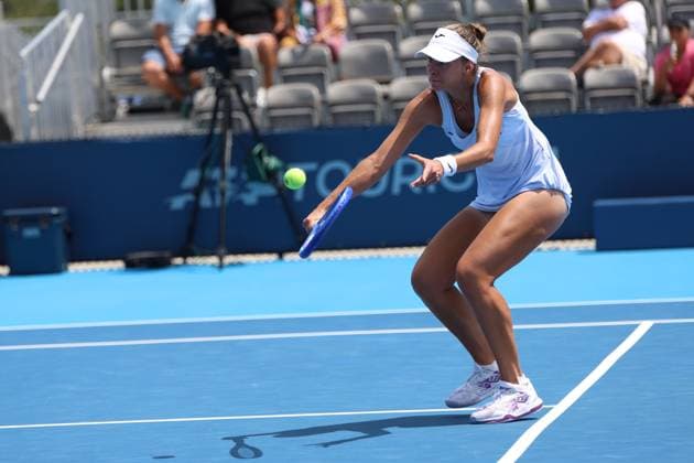 TENIS CINCINNATI OPEN 2025 10082025 N Z MAGDA LINETTE W TRAKCIE MECZU PRZECIWKO REBECCA SRAMKOVA (SLOWACJA) W DRUGIEJ RUNDZIE TURNIEJU WTA, Tennis Damen 1000 CINCINNATI OPEN MARCIN CHOLEWINSKI NEWSPIX.PL TENNIS WTA 1000 CINCINNATI OPEN 2025 10082025 MAGDA LINETTE DURING THE MATCH AGAINST REBECCA SRAMKOVA OF SLOVAKIA IN THE SECOND ROUND NEWSPIX.PL --- newspix.pl POLAND OUT! 