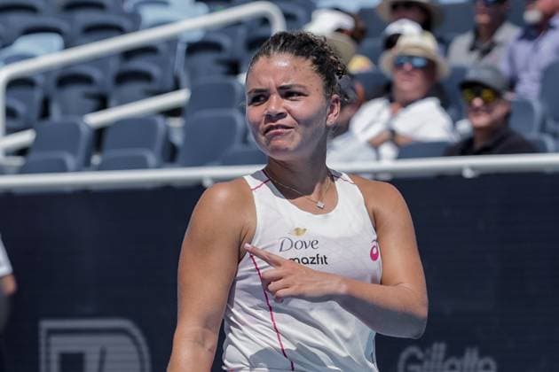 August 10, 2025, Mason, Ohio, U.S: Jasmine Paolini (ITA) reacts to a shot during SundayÃ¢â‚¬â ¢s second round of the Cincinnati Open at the Lindner Family Tennis Center, Mason, Oh. Mason U.S - ZUMAs304 20250810_zaf_s304_172 Copyright: xScottxStuartx