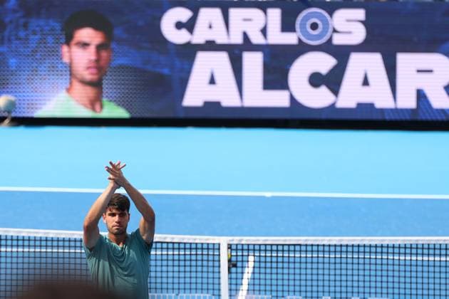 August 10, 2025, Mason, Ohio, United States: CARLOS ALCARAZ of Spain after the match against D. Dzumhur of Bosnia and Herzegovina in the second round of the Cincinnati Open at the Lindner Family Tennis Center. Mason, Ohio. Alcaraz won 6:1, 2:6, 6:3. Mason United States - ZUMAc278 20250810_zsp_c278_031 Copyright: xMarcinxCholewinskix