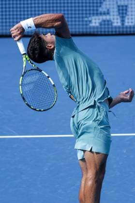 August 10, 2025, Mason, Ohio, U.S: Carlos Alcaraz (ESP) serves during SundayÃ¢â‚¬â ¢s second round of the Cincinnati Open at the Lindner Family Tennis Center, Mason, Oh. Mason U.S - ZUMAs304 20250810_zaf_s304_106 Copyright: xScottxStuartx