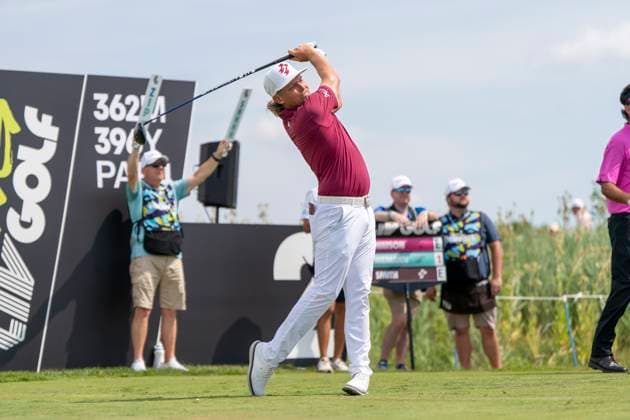 BOLINGBROOK, IL - AUGUST 10: Cameron Smith tees off from the second tee during the final round of LIV Golf Chicago on Sunday, August 10, 2025 at Bolingbrook Golf Club in Bolingbrook, IL (Photo by Ben Hsu Icon Sportswire) GOLF: AUG 10 LIV Golf Chicago EDITORIAL USE ONLY Icon224250810050