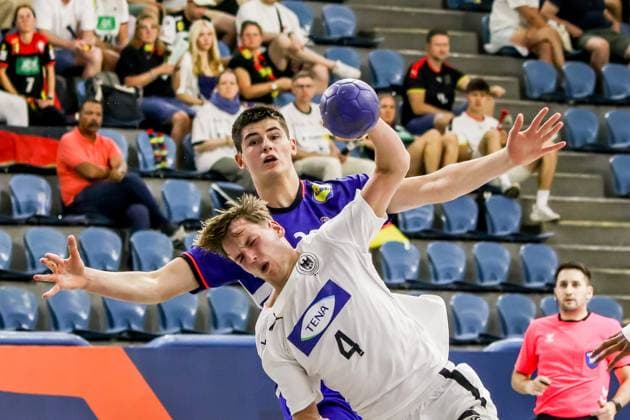 August 11, 2025, Cairo, Cairo, Egypt: HENSEN NOAH The Germany Player In Action During A 11TH IHF Men s Youth World Championship, WM, Weltmeisterschaft Egypt 2025 Between Germany And France At Cairo Stadium Hall 2 Cairo Egypt - ZUMAe138 20250811_zsp_e138_010 Copyright: xBassemxElziatyx