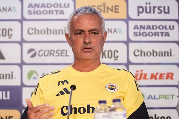 Fenerbahce head coach Jose Mourinho ISTANBUL, TURKIYE - AUGUST 11: Fenerbahce head coach Jose Mourinho holds a press conference, PK, Pressekonferenz ahead of tomorrow s UEFA Champions League third qualifying round second leg match against Feyenoord of the Netherlands at Fenerbahce Can Bartu Facilities in Istanbul, Turkiye on August 11, 2025. Hakan Akgun Anadolu Istanbul Turkey. Editorial use only. Please get in touch for any other usage.  Copyright: x2025xAnadoluxHakanxAkgunx