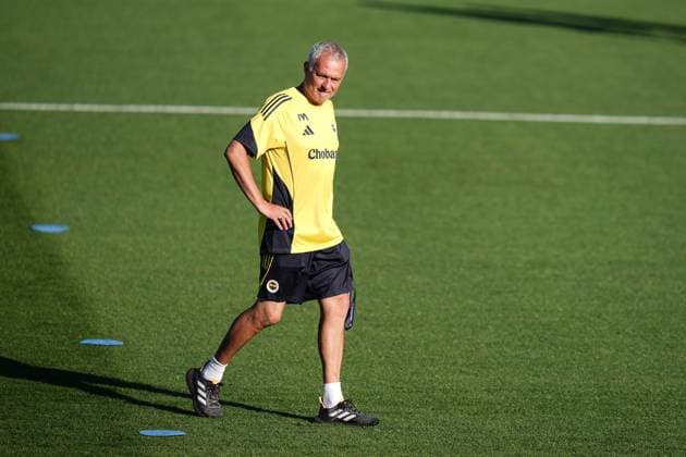 Ahead of Fenerbahce v Feyenoord - UEFA Champions League ISTANBUL, TURKIYE - AUGUST 11: Head Coah of Fenerbahce Jose Mourinho leads training session ahead of UEFA Champions League third qualifying round second leg football match against Feyenoord in Istanbul, Turkiye on August 11, 2025. Hakan Akgun Anadolu Istanbul Turkey. Editorial use only. Please get in touch for any other usage.  Copyright: x2025xAnadoluxHakanxAkgunx
