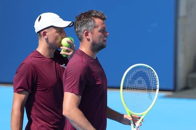 TENIS CINCINNATI OPEN 2025 11082025 N Z JAN ZIELINSKI I ADAM PAVLASEK (CZECHY) W TRAKCIE MECZU 1 16 FINALU GRY PODWOJNEJ TURNIEJU CINCINNATI OPEN MARCIN CHOLEWINSKI NEWSPIX.PL TENNIS WTA, Tennis Damen 1000 CINCINNATI OPEN 2025 11082025 JAN ZIELINSKI AND ADAM PAVLASEK (CZECH REPUBLIC) DURING THE MATCH IN THE 1 16 FINAL OF DOUBLE NEWSPIX.PL --- newspix.pl POLAND OUT! 