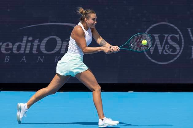 August 11, 2025, Mason, Ohio, USA: Mason, Ohio; Cincinnati Open Tennis Tournament - 2025 08 11 - Aryna Sabalenka plays a ball against opponent Emma Raducanu. - ZUMAPress Mason USA - ZUMAn24_ 20250811_zaf_n24_176 Copyright: xWallyxNellx