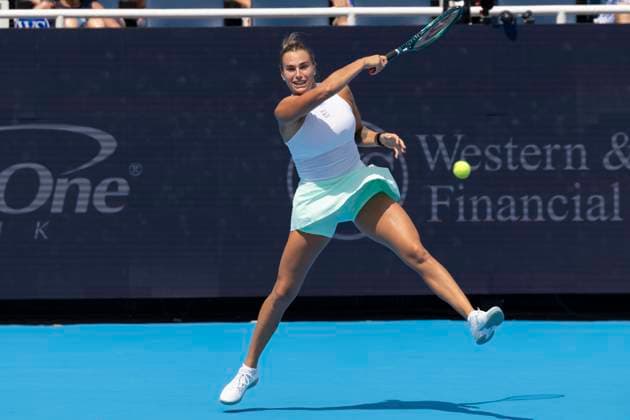 August 11, 2025, Mason, Ohio, USA: Mason, Ohio; Cincinnati Open Tennis Tournament - 2025 08 11 - Aryna Sabalenka plays a ball against opponent Emma Raducanu. - ZUMAPress Mason USA - ZUMAn24_ 20250811_zaf_n24_183 Copyright: xWallyxNellx