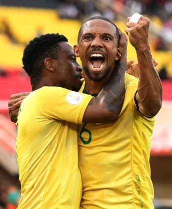 (250812) -- KAMPALA, Aug. 12, 2025 -- Players of South Africa celebrate after scoring during the Group C football match between South Africa and Guinea at the African Nations Championship (CHAN) 2024 at Mandela National Stadium in Kampala, capital of Uganda, on Aug. 11, 2025. (Photo by Xinhua) (SP)UGANDA-KAMPALA-CHAN 2024-GROUP C-SOUTH AFRICA VS GUINEA HajarahxNalwadda 