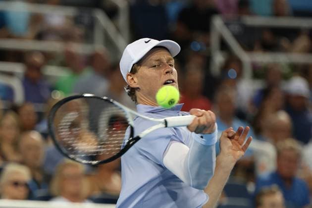 August 11, 2025, Mason, Ohio, United States: JANNIK SINNER of Italy during the match against G. Diallo of Canada in the third round of the Cincinnati Open at the Lindner Family Tennis Center. Mason, Ohio. Sinner won 6:2, 7:6 Mason United States - ZUMAc278 20250811_zsp_c278_038 Copyright: xMarcinxCholewinskix
