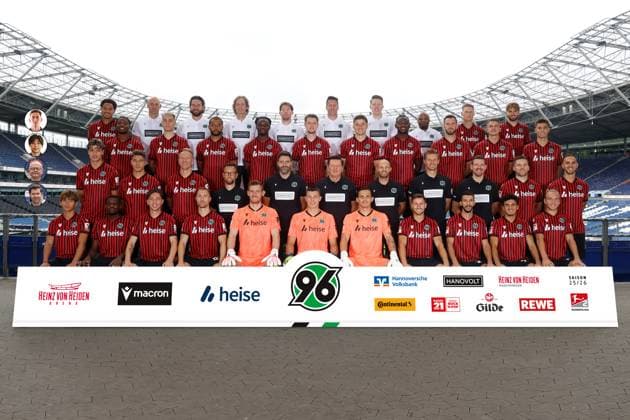 Team photo Hannover 96 2025 2026, top row f l n r Monju Thaddäus Momuluh, Felix Sunkel Athletic Trainer , Markus Böker Athletic Trainer , Prof Dr Hauke Mommsen Team Doctor , Rick Schaller Physiotherapist , Thorsten Klopp Physiotherapist , Julian Reese Equipment Manager , Raymond Saka Equipment keeper , Jonas Sterner, Kolja Oudenne2 Row f o v l n r Ime Okon, Bastian Allgeier, Brooklyn Ezeh, Hendry Blank, Josh Knight, Benedikt Pichler, Mustapha Bundu, Boris Tomiak, Maik Nawrocki, Taycan Kurt3 Row f o v l n r Denis Husser, Franz Roggow, Havard Nielsen, Levent Sürme Co Coach , André Kilian Co Coach , Christian Titz Head Coach , Lars Barlemann Co Coach , Michael Ratajczak Goalkeeper Coach , Eduard Schmidt Video Analyst , Benjamin Källman, Virgil GhitaLower row from l n r Hayate Matsuda, Noel Aseko, Jannik Rochelt, Maurice Neubauer, Leo Weinkauf, Jonas Schwanke, Nahuel Noll, Enzo Leopold, Waniss Taibi, Husseyn Chakroun, Lars GindorfIncl. Marius Wörl, Dr Wego Kregehr Team doctor , Dr Jan Meywirth Team doctor Copyright Hannover 96 Oliver Vosshage