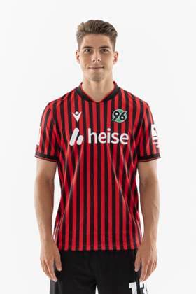 Franz Roggow Hannover 96 , 2 BL GER, Hannover 96 Porträttermin 2025 2026 Soccer, GER Soccer 2 BL Bundesliga 2025 2026 Porträttermin Hannover96