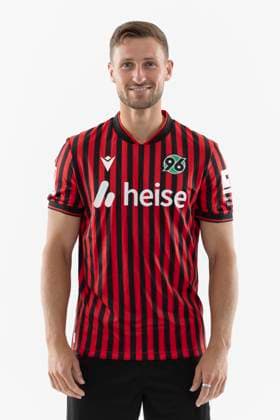 Enzo Leopold Hannover 96 , 2 BL GER, Hannover 96 porträttermin 2025 2026 Soccer, GER Soccer 2 BL Bundesliga 2025 2026 porträttermin Hannover96