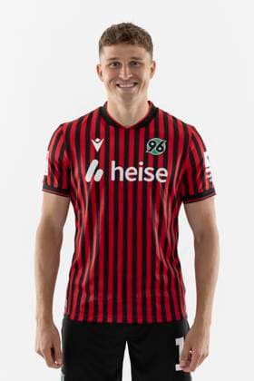 Benedikt Pichler Hannover 96 , 2 BL GER, Hannover 96 porträttermin 2025 2026 Soccer, GER Soccer 2 BL Bundesliga 2025 2026 porträttermin Hannover96