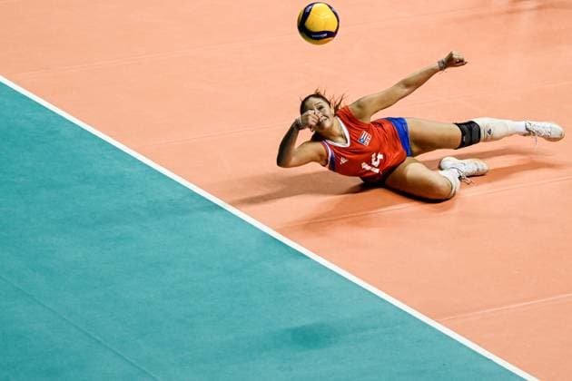 (250812) -- SURABAYA, Aug. 12, 2025 -- Karielys Michelle Melendez Rodriguez of Puerto Rico saves the ball during the women s preliminary phase Pool A match between Vietnam and Puerto Rico at the Volleyball Women s U21, U 21 World Championship, WM, Weltmeisterschaft in Surabaya, East Java province, Indonesia, on Aug. 12, 2025. ) (SP)INDONESIA-SURABAYA-VOLLEYBALL-WOMEN S-U21-WORLD CHAMPIONSHIP-PRELIMINARY PHASE-VIETNAM VS PUERTO RICO AgungxKuncahyaxB. 
