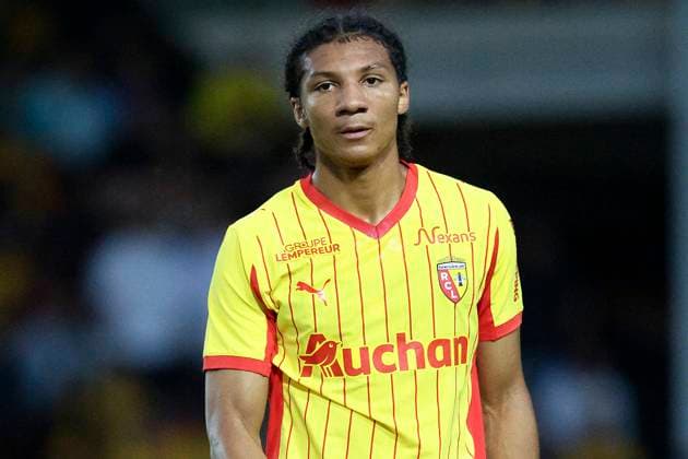Wolverhampton Wanderers v RC Lens - Pre-Season Friendly Ismaelo Ganiou of RC Lens in action during the pre-season friendly match between Wolverhampton Wanderers and RC Lens at Pallet-Track Bescot Stadium on July 30, 2025 in Walsall, England. Walsall Pallet-Track Bescot Stadium England United Kingdom Copyright: xNealxSimpson Sportsphoto APLx 14132600