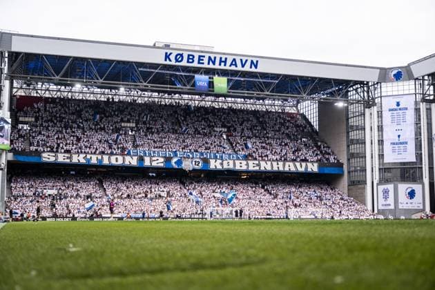 250812 Fans of FC Copenhagen ahead of the UEFA Champions League qualifier football match between FC Copenhagen and Malmö FF on August 12, 2025 in Copenhagen Photo Petter Arvidson BILDBYRAN kod PA PA1061 fotboll football soccer fotball uefa champions league champions league fc copenhagen malmö ff bbeng kval fc köpenhamn publik  Copyright: PETTERxARVIDSON BB250812PA013