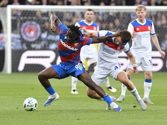 L-R Prince Adu (Plzen) and Nicolas Raskin (Glasgow) in action during the 3rd qualifying round match FC Viktoria Plzen vs Glasgow Ranger, Plzen, August 12, 2025. (CTKxPhoto MiroslavxChaloupka) CTKPhotoP2025081205790  CTKPhotoP2025081205790
