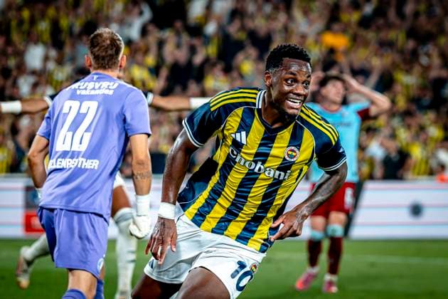 Fenerbahce SK forwarder Jhon Duran scores the 2 1 and celebrating the goal during the match Fenerbahce Feyenoord at the Åžükrü SaracoÄülu Spor Kompleksi for the Champions League Third qualifying round 2nd leg season 2025 2026 in ISTANBUL, Turkey on 10 august 2025, photo by Marcel van Dorst EYE4images DeFodi Images