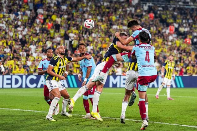 UEFA Champions League: Fenerbahce SK v Feyenoord Istanbul - Anel Ahmedhodzic of Feyenoord during the third qualification round 2nd leg of The Champions League 2025 2026. The match is set between Fenerbahce SK and Feyenoord at Chobani Stadium, Kadikoy on 12 August 2025 in Istanbul, Turkey. Copyright: xBastiaanxPoutsmax