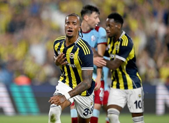 Fenerbahce v Feyenoord - UEFA Champions League ISTANBUL, TURKIYE - AUGUST 12: Archie Brown and his teammates celebrate after scoring a goal during the UEFA Champions League third qualifying round second-leg football match between Fenerbahce and Feyenoord at Chobani Stadium in Istanbul, Turkiye on August 12, 2025. Ali Atmaca Anadolu Istanbul Turkey. Editorial use only. Please get in touch for any other usage.  Copyright: x2025xAnadoluxAlixAtmacax