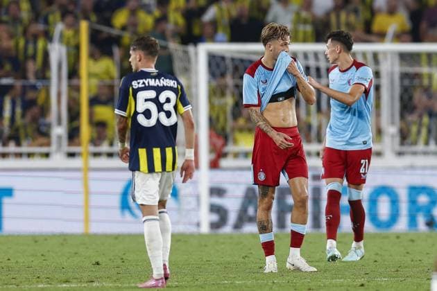 ISTANBUL , 12-08-2025 , Sukru Saracoglu stadium , season 2025 2026 , UEFA Champions League , 3th qualifying round, 2nd leg between Fenerbahce and Feyenoord , picture shows.dejection after the lost match by Feyenoord player Luciano Valente Feyenoord player Anel Ahmedhodzic Fenerbahce - Feyenoord  x30479761x Copyright: