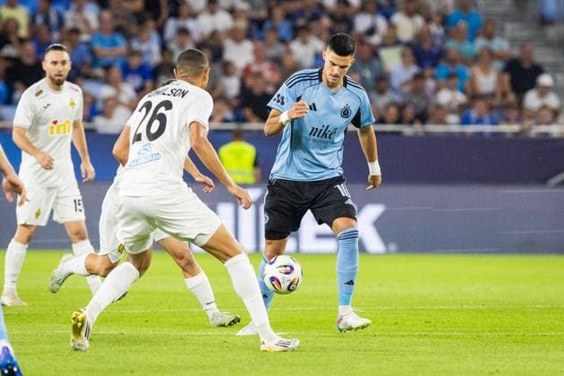 SLOVAN BRATISLAVA - KAIRAT ALMATY Marko Tolic of Slovan and Edmilson of Kairat during third qualifying round of UEFA Champions League football match between SK Slovan Bratislava and Kairat Almaty. Bratislava, Slovakia, August 12, 2025. Copyright: xx 080A4521