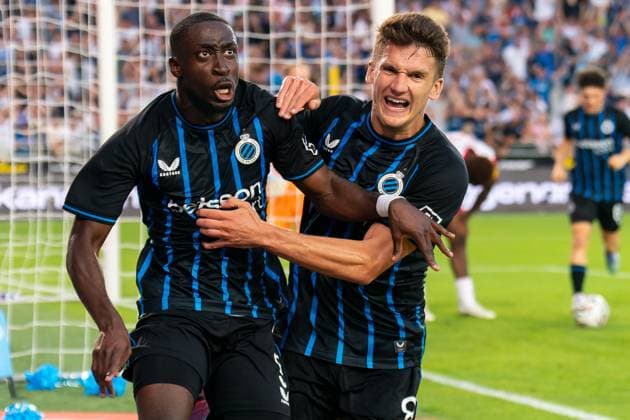 2025-08-12 Club Brugge v RB Salzburg - UEFA Champions League Third Qualifying Round Second Leg BRUGGE, BELGIUM - AUGUST 12: Carlos Forbs of Club Brugge celebrates after scoring the team s second goal with Christos Tzolis of Club Brugge during the UEFA Champions League Third Qualifying Round Second Leg match between Club Brugge and RB Salzburg at Jan Breydel Stadium on August 12, 2025 in Brugge, Belgium. Brugge Jan Breydel Stadium Belgium Content not available for redistribution in The Netherlands directly or indirectly through any third parties. Copyright: xJorisxVerwijstx