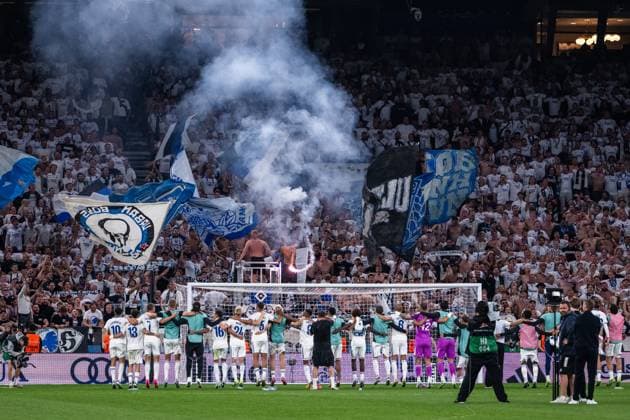 250812 Players of FC Copenhagen celebrate with fans after the UEFA Champions League qualifier football match between FC Copenhagen and Malmö FF on August 12, 2025 in Copenhagen Photo Petter Arvidson BILDBYRAN kod PA PA1061 fotboll football soccer fotball uefa champions league champions league fc copenhagen malmö ff bbeng kval fc köpenhamn jubel  Copyright: PETTERxARVIDSON BB250812PA135