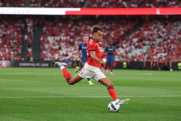 Portugal, Lisbon 2025 08 12 xJFx second leg third qualifying round Uefa Champions League 2025 26 , S L Benfica OGC Nice v l , Dedic S L Benfica in action, in action, Copyright: JoaquimxFerreira