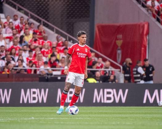 August 12, 2025, Lisboa, Lisboa, Portugal: RICHARD RIOS from SL Benfica seen on action during the UEFA Champions League 3rd round second leg football match between SL Benfica and OGC Nice at Estadio do Lisboa e Benfica on August 12, 2025 in Lisboa, Portugal. Lisboa Portugal - ZUMAl192 20250812_zsp_l192_029 Copyright: xMiguelxLemosx