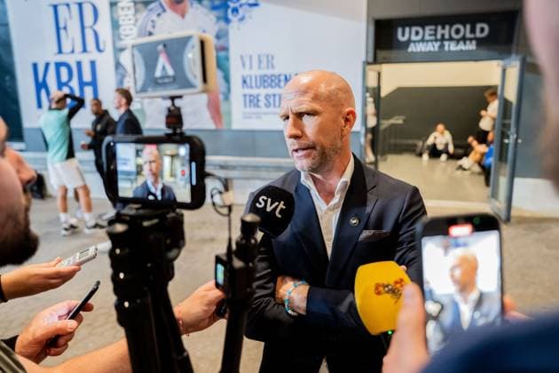 250812 Head coach Henrik Rydström of Malmö FF is being interviewed in the mixed zone after the UEFA Champions League qualifier football match between FC Copenhagen and Malmö FF on August 12, 2025 in Copenhagen Photo Petter Arvidson BILDBYRAN kod PA PA1061 fotboll football soccer fotball uefa champions league champions league fc copenhagen malmö ff bbeng kval fc köpenhamn  Copyright: PETTERxARVIDSON BB250812PA154