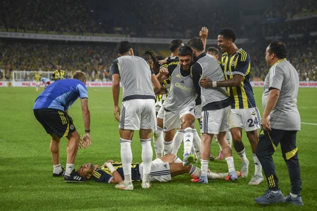 Fenerbahce v Feyenoord - UEFA Champions League ISTANBUL, TURKIYE - AUGUST 12: Youssef En-Nesyri of Fenerbahce celebrates after scoring a goal during the UEFA Champions League third qualifying round second-leg football match between Fenerbahce and Feyenoord at Chobani Stadium in Istanbul, Turkiye on August 12, 2025. Arif Hudaverdi Yaman Anadolu Istanbul Turkey. Editorial use only. Please get in touch for any other usage.  Copyright: x2025xAnadoluxArifxHudaverdixYamanx