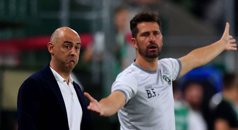 12.08.2025 Budapest Ferencvarosi TC-PFK Ludogorets Mostar Champion s League third leg qualifiers men s football Rui Mota(L) Ludogorets coach :
