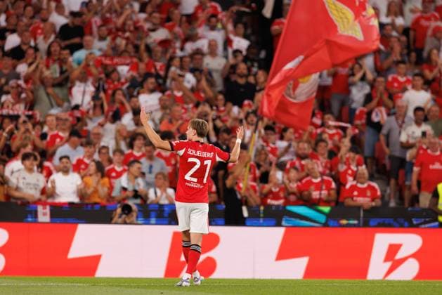 Andreas Schjelderup seen celebrating after scoring goal during Champions League qualifying game between SL Benfica and OGC Nice (Maciej Rogowski) Lisbon Estadio Da Luz Portugal Copyright: xMaciejxRogowskix slbogcnice2526-25