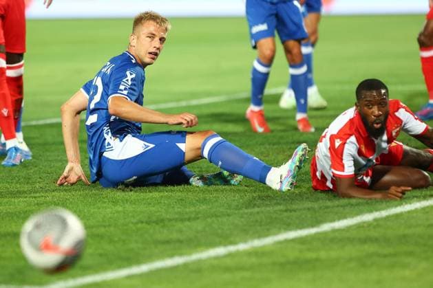 BELGRAD 12.08.2025 MECZ III RUNDA ELIMINACYJNA LIGA MISTRZOW SEZON 2025 26: FK CRVENA ZVEZDA BELGRAD - LECH POZNAN --- UEFA CHAMPIONS LEAGUE THIRD QUALIFYING ROUND MATCH: RED STAR BELGRADE - LECH POZNAN NZ MATEUSZ SKRZYPCZAK CHERIF NDIAYE FOT. PATRYK PINDRAL 400MM.PL NEWSPIX.PL --- newspix.pl 