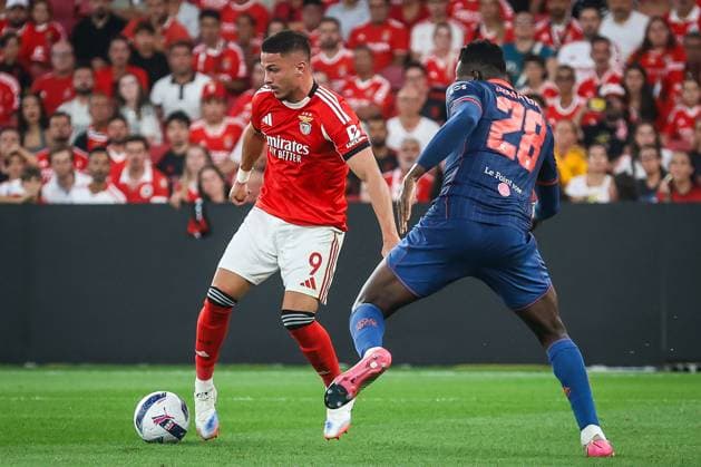 August 12, 2025, Lisbon, Portugal, Portugal: Franjo IVANOVIC of Benfica during the UEFA Champions League, Third qualifying round, 2nd leg match between SL Benfica and OGC Nice at Estadio da Luz on August 12, 2025 in Lisbon, Portugal. Lisbon Portugal - ZUMAm308 20250812_zsp_m308_011 Copyright: xMatthieuxMirvillex