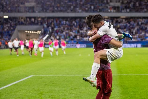 Sport Bilder des Tages SLOVAN BRATISLAVA - KAIRAT ALMATY Jorginho of Kairat celebrates with Alexandr Zarutskiy during third qualifying round of UEFA Champions League football match between SK Slovan Bratislava and Kairat Almaty. Bratislava, Slovakia, August 12, 2025. Copyright: xx 080A5690