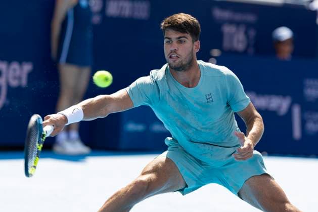 August 12, 2025, Mason, Ohio, USA: Mason, Ohio; Cincinnati Open Tennis Tournament - 2025 08 12 - Carlos Alcaraz plays a ball against opponent Hamad Medjevic. - ZUMAPress Mason USA - ZUMAn24_ 20250812_zaf_n24_126 Copyright: xWallyxNellx