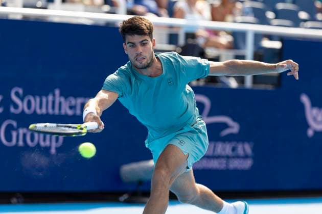 August 12, 2025, Mason, Ohio, USA: Mason, Ohio; Cincinnati Open Tennis Tournament - 2025 08 12 - Carlos Alcaraz plays a ball against opponent Hamad Medjevic. - ZUMAPress Mason USA - ZUMAn24_ 20250812_zaf_n24_175 Copyright: xWallyxNellx
