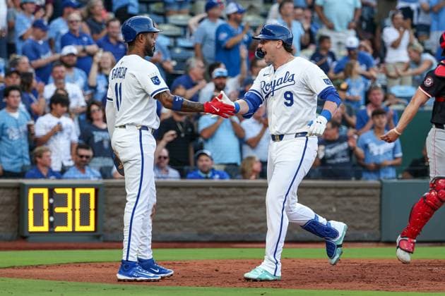 August 12, 2025: Kansas City Royals first baseman Vinnie Pasquantino (9) and third baseman Maikel Garcia (11) celebrate Pasquantino s third inning home run against the Washington Nationals at Kauffman Stadium in Kansas City, MO. CSM Kansas City United States of America - ZUMAc04_ 20250812_zma_c04_046 Copyright: xDavidxSmithx