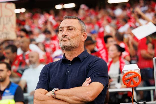 Franck Haise seen during Champions League third round qualifying game between SL Benfica and OGC Nice (Maciej Rogowski) Lisbon Estadio Da Luz Portugal Copyright: xMaciejxRogowskix slbnice2526-078
